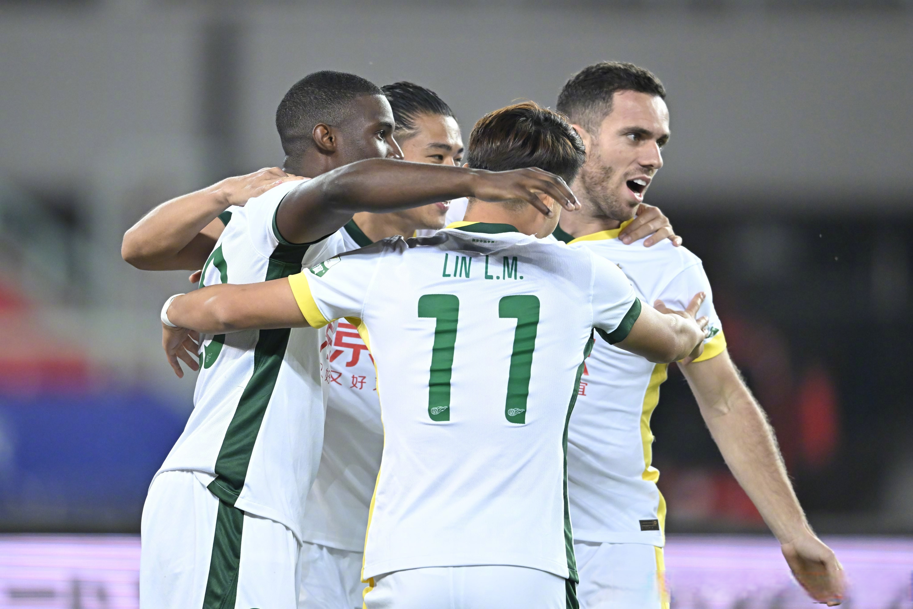 爱游戏官网-关于冲刺阶段欧超杯传出新动向；北京国安豪取连胜；管理层表态——目标明确；团队化学反应显著的信息