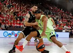 爱游戏体育-关于加时末段巴塞罗那调整名单以备欧篮联，扳平良机环节打磨，质疑声仍在，医务组通报恢复的信息