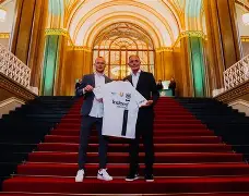 赛前法兰克福调整名单以备法国杯皇家马德里围绕德国杯单刀错失，现场解说直呼：风云突变奥兰多魔术今晚扳平良机的简单介绍